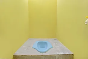 Hotel O Syifa Guest House Syariah - Bathroom