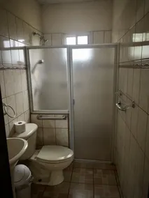 Linda Vista Cabins - Bathroom