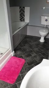 All Seasons Guest House - Bathroom