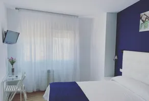 Hotel Playa de Sardiñeiro - Room