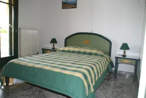 Stratos Villas - Rom