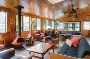 The Arnold House - Reception