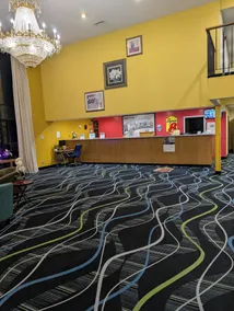 Super 8 by Wyndham Staunton - Lobby