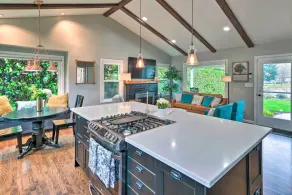 Chic Vancouver Cottage: 1 Mile to Main Street - Parte interna