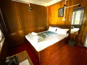HOTEL LONG ISLAND - Rum