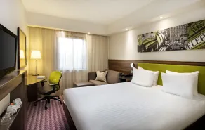 Hampton by Hilton London Croydon - Room