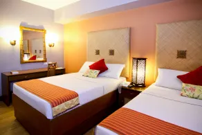 Boracay Tropics Resort Hotel - Zimmer