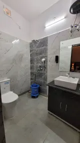 Hotel Keshav Nandan By The Shivaay - Bathroom
