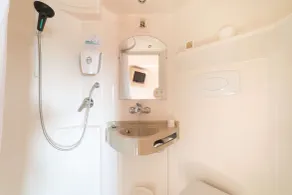 Premiere Classe Maubeuge - Badezimmer