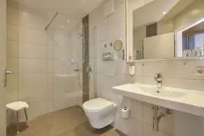 Flair Hotel Gasthof zum Hirsch - Casa de banho