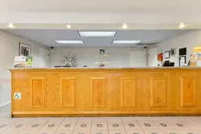 Quality Inn Fresno Near University - Reception