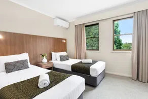 Peninsula Nelson Bay Motel and Serviced Apartments - Room