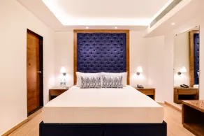 Lemon Tree Hotel Bhopal - Room