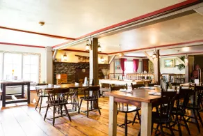 Clear River Inn and Tavern - Restaurant