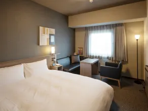 Hotel Route Inn Grand Wakayama Eki Higashiguchi - Chambre
