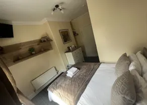 The Village Inn - Chambre