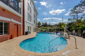 Holiday Inn Express Tampa North Telecom Park by IHG - Pool