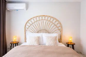 Dia Urla - Room