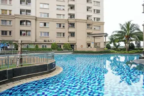 2BR for 3 Pax Mediterania Marina Ancol Apartment By Travelio - Pool