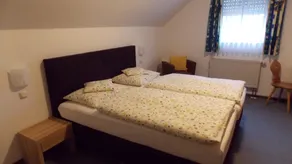 Bellissima camera privata adatta alle famiglie con terrazza - Camera
