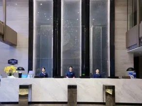 Hampton by Hilton China - Vestíbulo