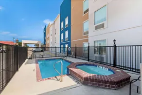 AmericInn by Wyndham New Braunfels - Piscine