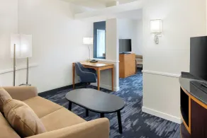 Fairfield Inn and Suites Columbus Polaris - Rom