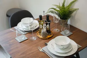 Staycay - Modern 1-Bed Apartment in Manchester City Centre - Restaurant