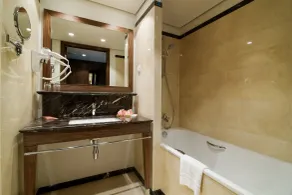 Airport Hotel Okęcie - Bathroom