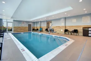 TownePlace Suites by Marriott Cincinnati Airport South - Piscine