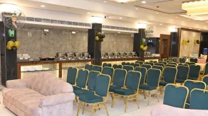 HOTEL KRISHNA PARADISE - Lobby
