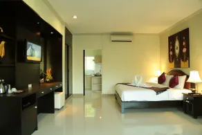 Naka Resort - Rum