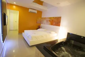 DOM Suites motel (Adult Only) - Room