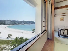 Shiraraso Grand Hotel - Vue de la chambre