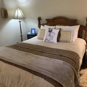 Mountain Meadows Inn & Chalet Suites - Værelse