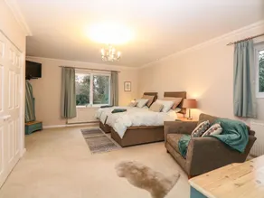 Brundall House - Room