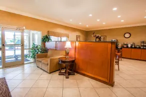 Quality Inn & Suites Germantown North - Lobby