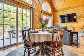 On Baxter Lake: Wooded Retreat Near Trails - Interiør