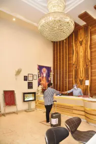 Aman Continental With Restaurant - 5Mins from Connaught Place ,Railway Station & Metro - Reception