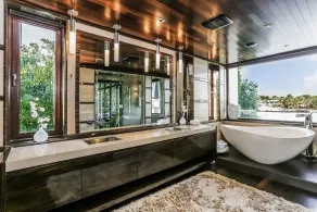 Villa Trystan - Bathroom