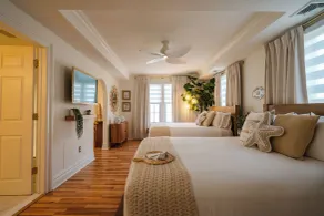 Coastal Chateau - Habitación