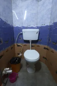 ANAND LOK VATIKA - Bathroom