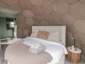 Number 2 Dome - Rom
