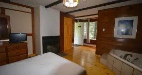 Auberge Alpine Inn - Chambre