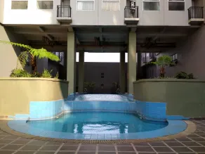 Well Furnished Studio Room at Grand Asia Afrika Apartment - Pool