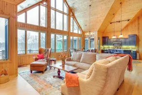 Private Lake & Trail Access: Home in Jacobson! - Interiør