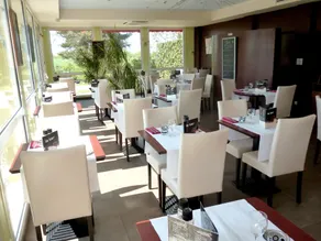 Logis Hotel De La Loire Ancenis - Restaurant Les Bateliers - Restaurante
