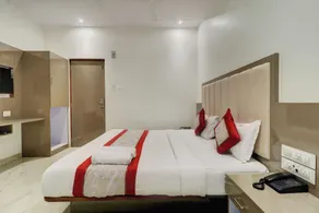 Hotel A K Fort Inn - Room
