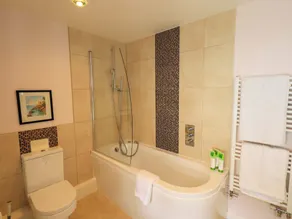 Kestrel Cottage - Banheiro