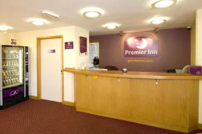 Premier Inn Gloucester Business Park - Recepción
